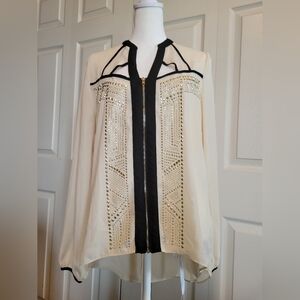 Venus Cut-out Ornate Tunic Top